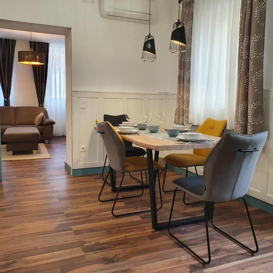 Jegmadar Apartman ديبريتْسين المظهر الخارجي الصورة